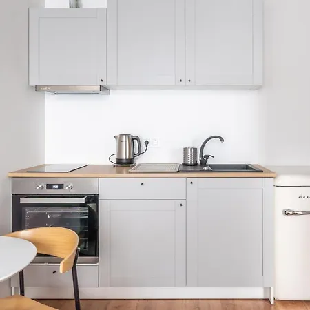 Boutiq Center Terbatas דירה