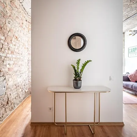 Boutiq Center Terbatas Appartement *