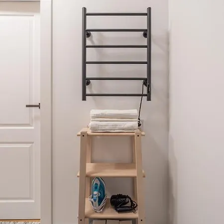 Boutiq Center Terbatas