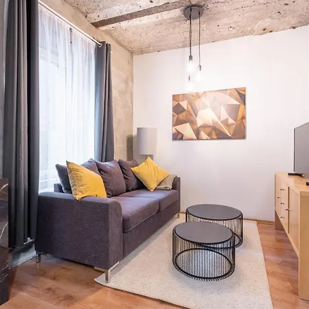 Boutiq Center Terbatas Appartement