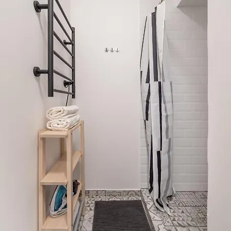 Boutiq Center Terbatas דירה